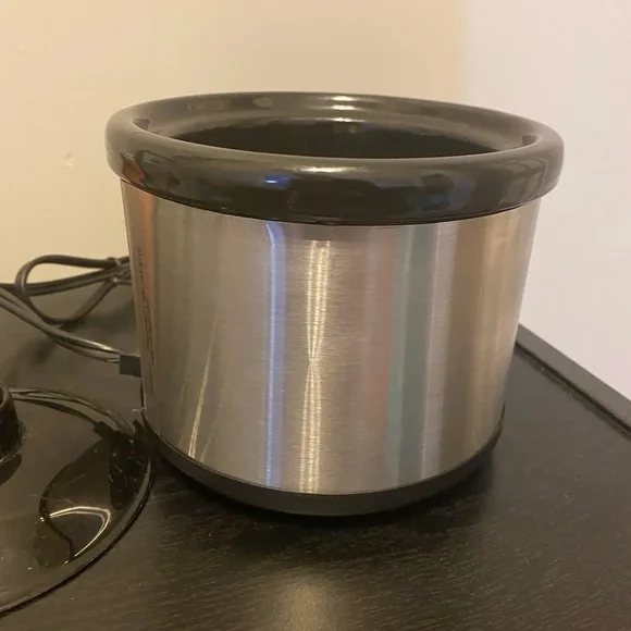 Crockpot Mini Dipper - Picture 1 of 7
